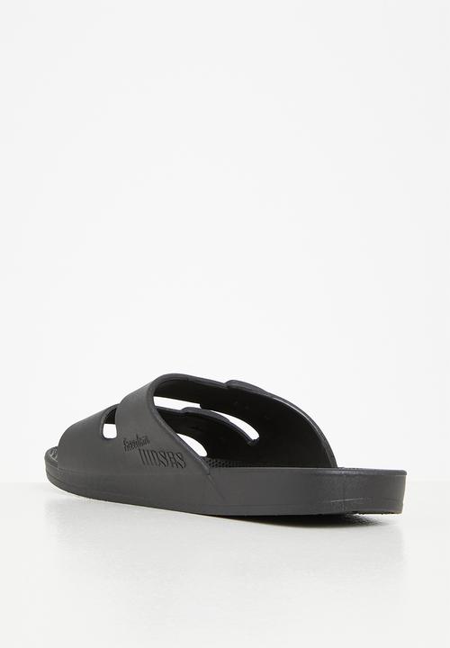 Freedom Moses - Slide - black