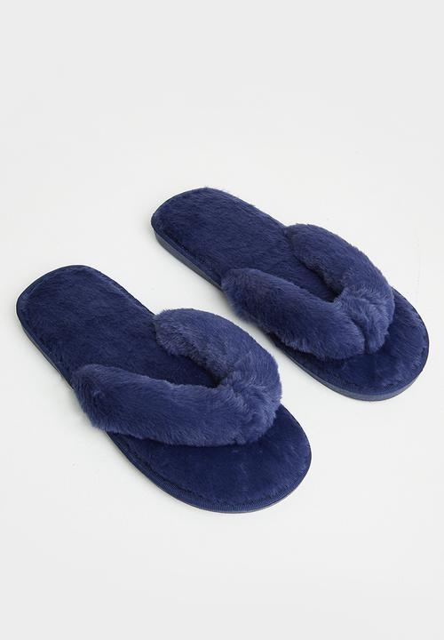 dailyfriday - Lindy soft touch tong slippers - navy