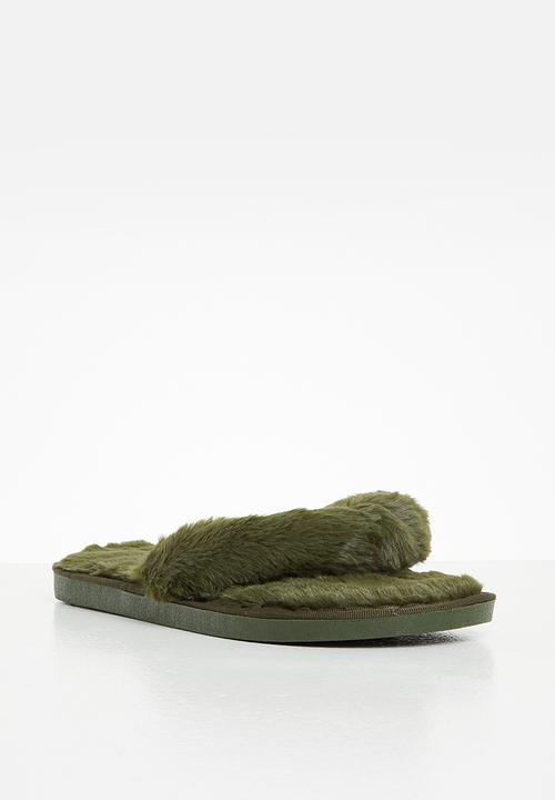 dailyfriday - Lindy soft touch tong slippers - green