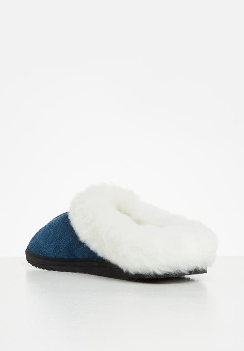 Karu - Sleek suede slipper - gunston ocean