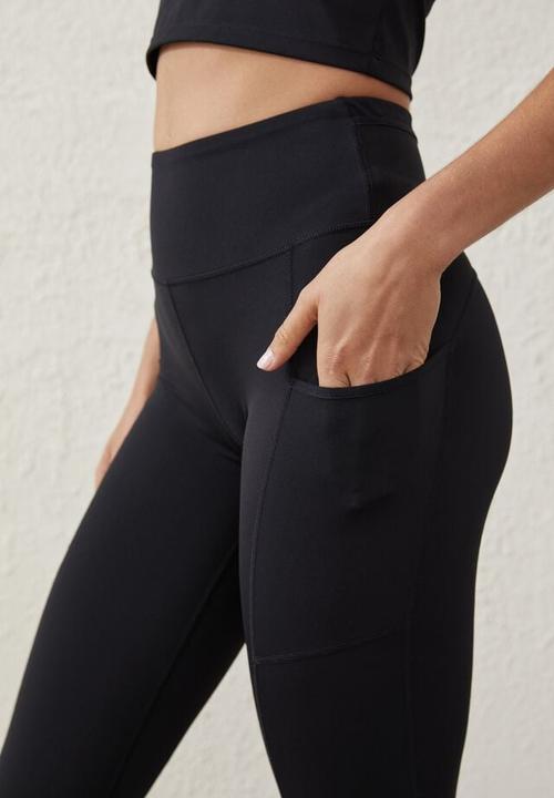 Cotton On - Smoothing explorer tight - black