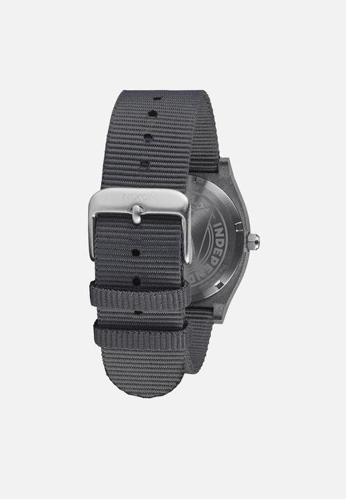 Nixon - Independent time teller - all silver