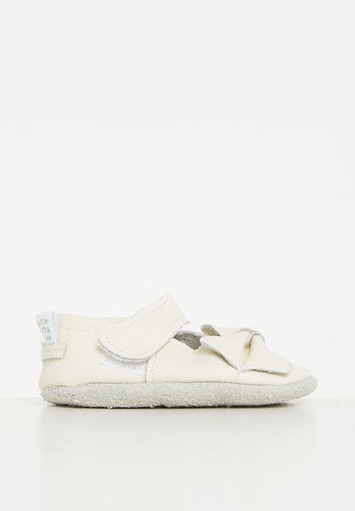 Pitta-Patta Shoes - Baby girls bow pump - ivory