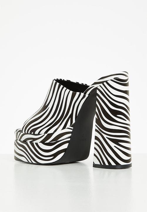 SIMMI London - Robin - 5 platform block heel mule - zebra print