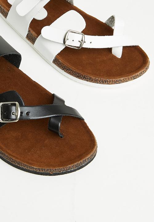 Superbalist - Mieshka toepost sandal - milk