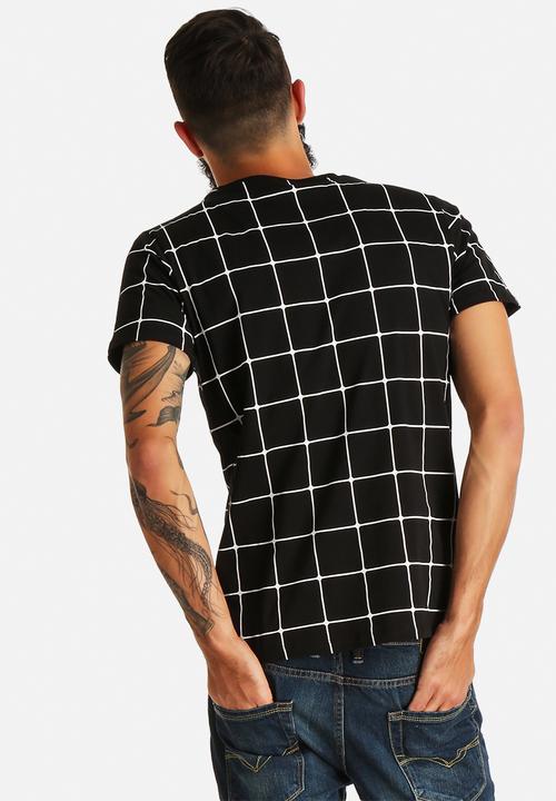 Criminal Damage - Grid Tee