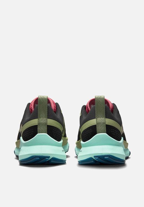 Nike - Nike Pegasus Trail 4