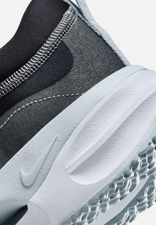 Nike - Nike Spark