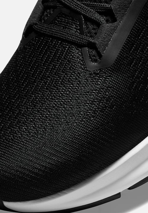 Nike - Air Zoom structure 24