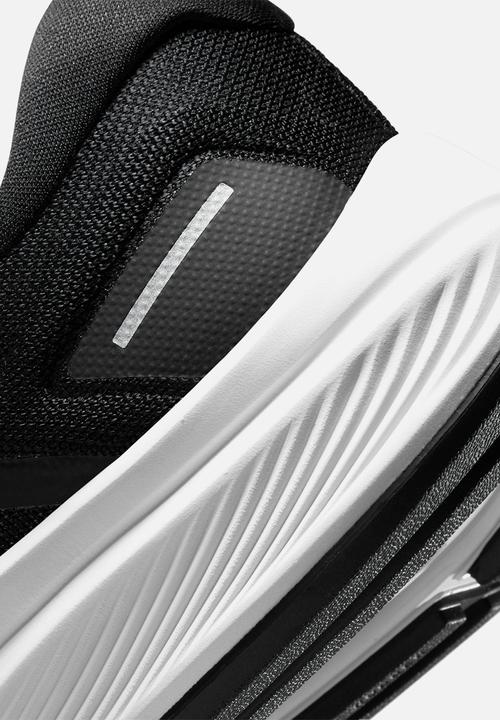 Nike - Air Zoom structure 24
