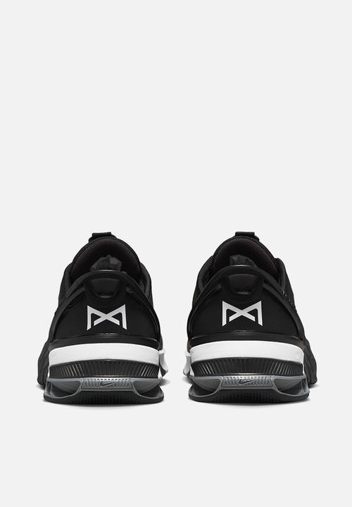M nike metcon 8 flyease - do9388-001 - black/white-dk smoke grey
