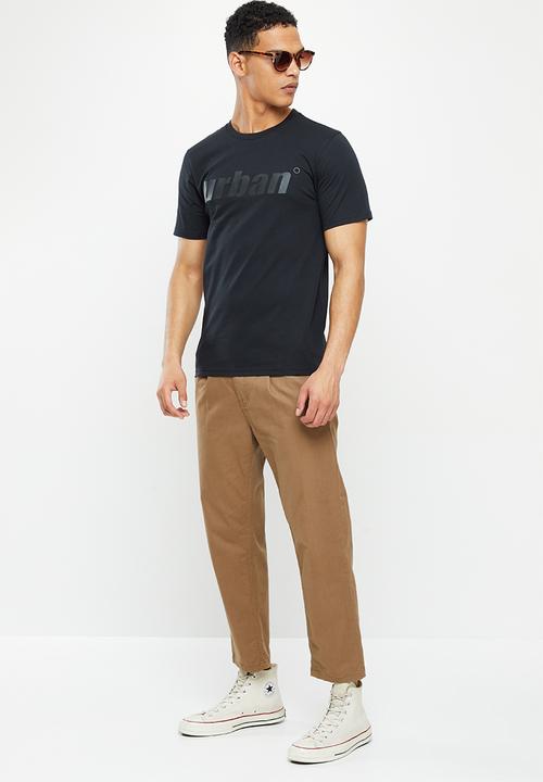 urban° - Urban high square branded tee - black
