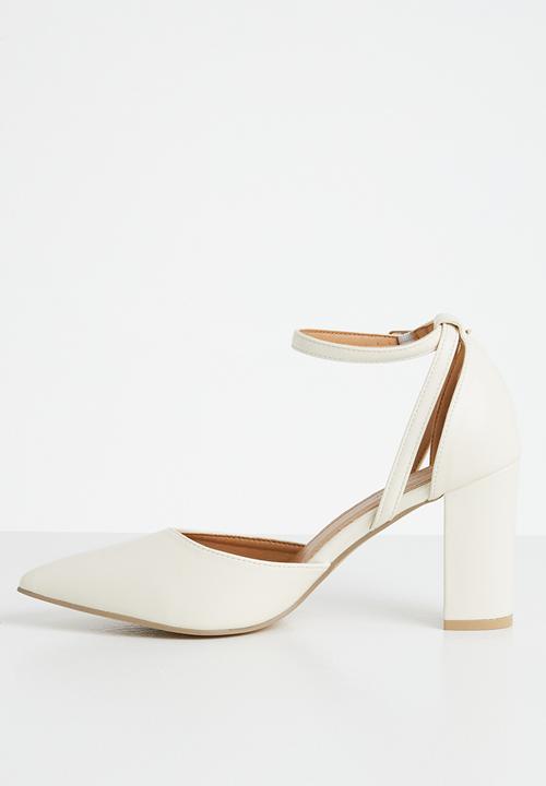 Superbalist - Azaria ankle strap block heel - milk