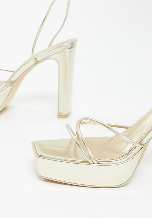 Public Desire - Bring it block heel - gold 