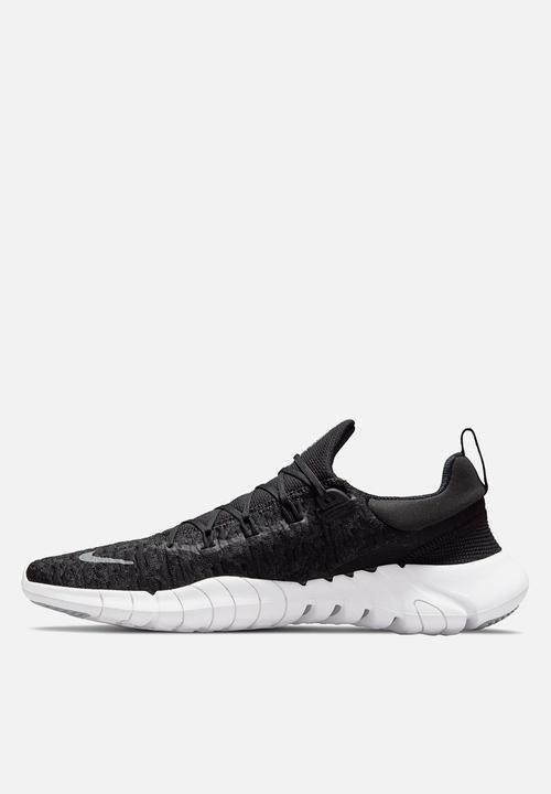 Nike - Nike free run 5.0 - black/white-dk smoke grey