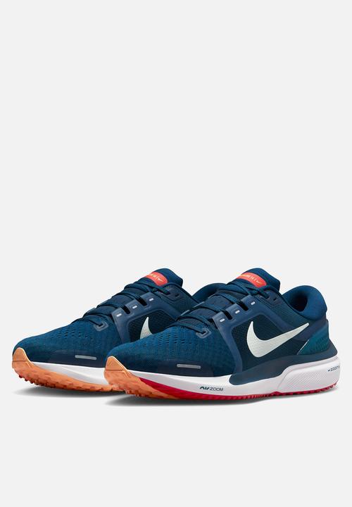 Nike - Air Zoom Vomero 16