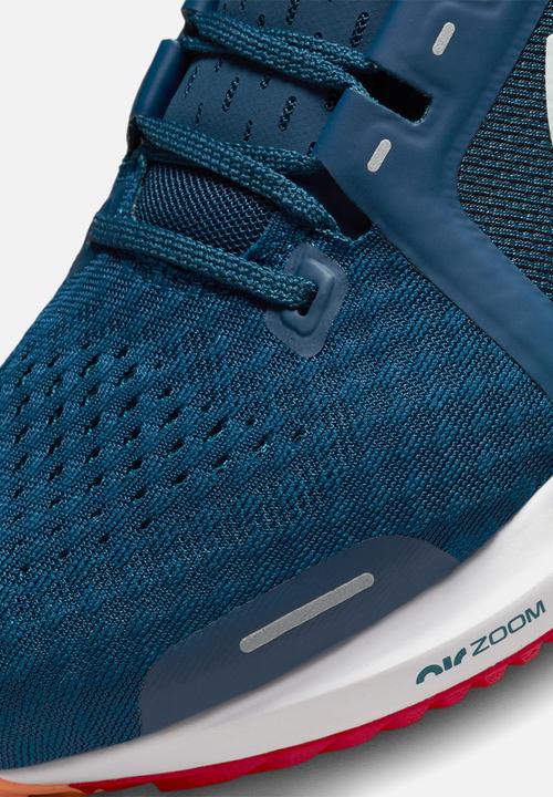 Nike - Air Zoom Vomero 16