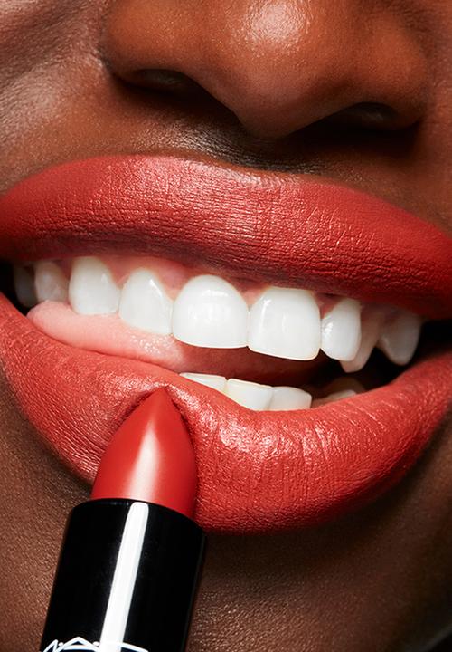MAC - Chili's Crew Collection - Matte Lipstick