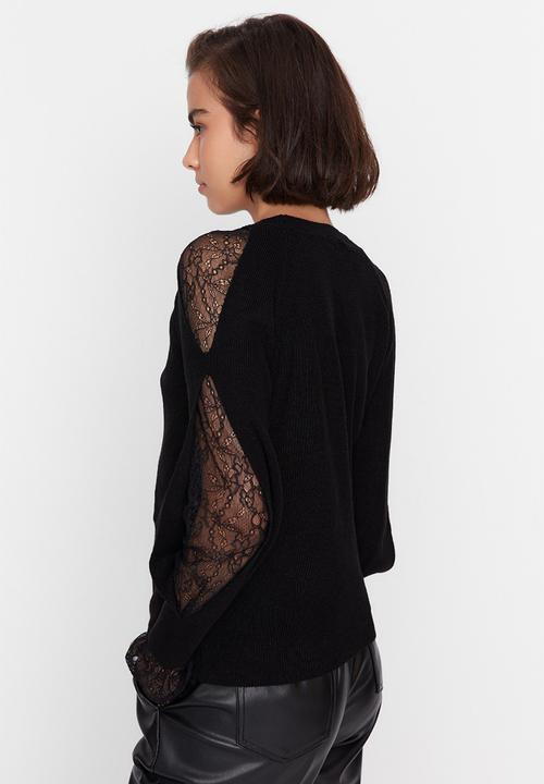 Trendyol - Shoulder detail knit sweater - black