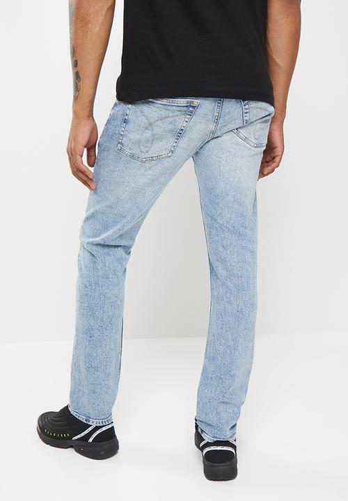 Calvin Klein - Slim - light wash