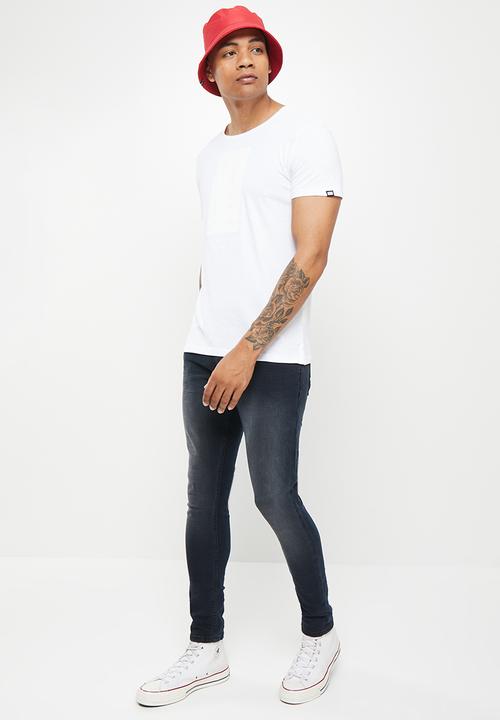 S.P.C.C - Silas tee - white