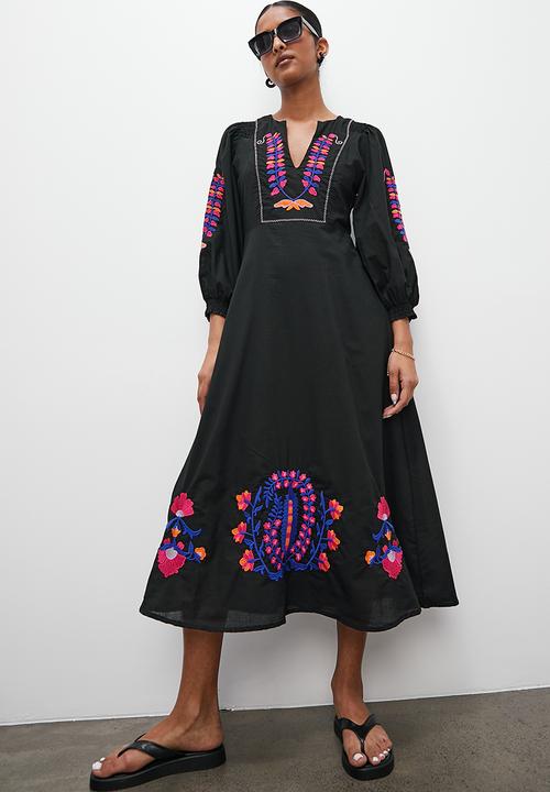 Superbalist - Anglaise babydoll dress - black & pink