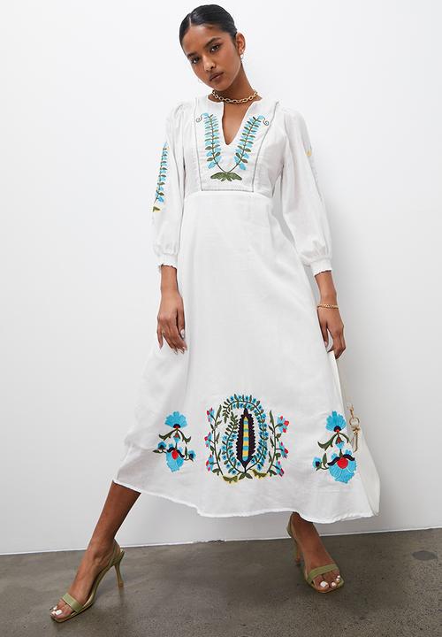 Superbalist - Anglaise babydoll dress - white & blue