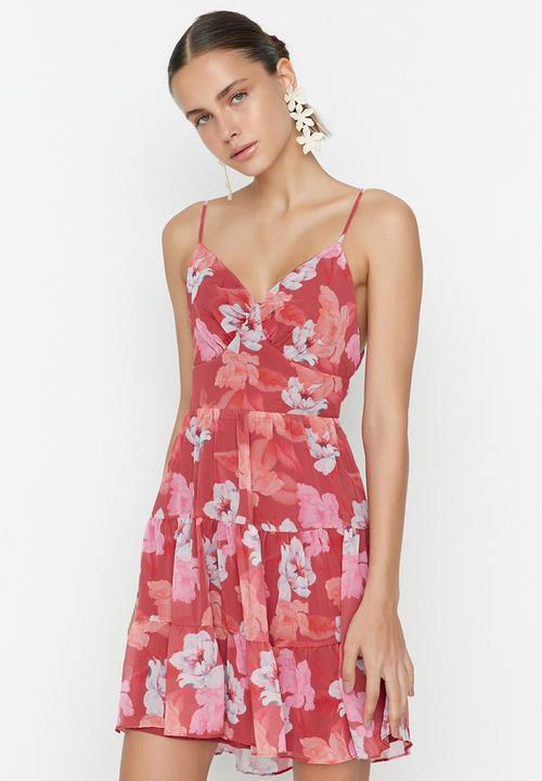 Trendyol - Floral back detail dress - burgundy