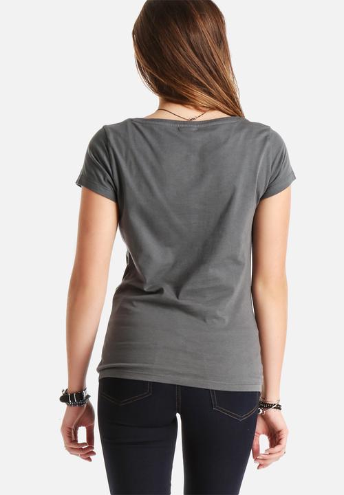 Jacqueline de Yong - Chicago Tee