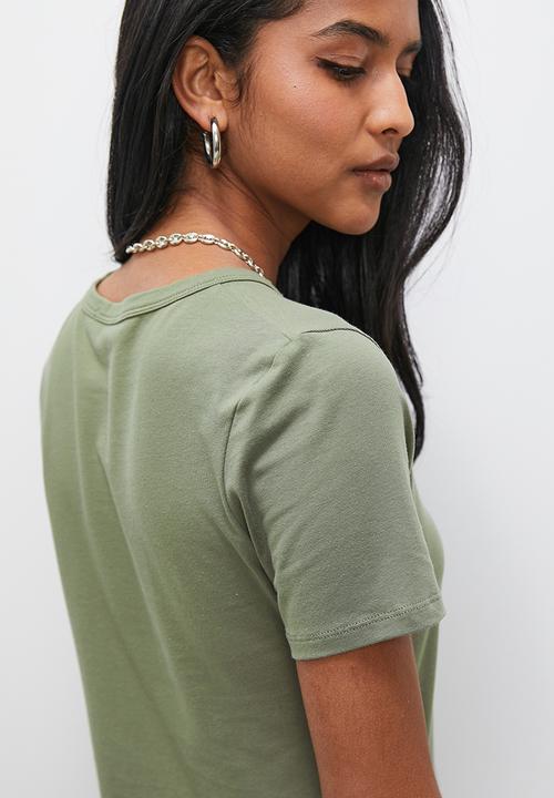 Superbalist - Basic crew fitted tee - pesto