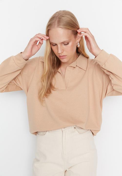 Trendyol - V-neck sweatshirt - beige