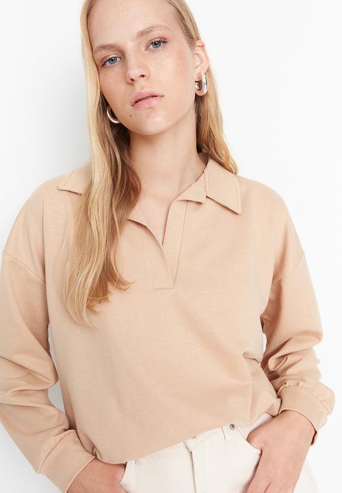 Trendyol - V-neck sweatshirt - beige