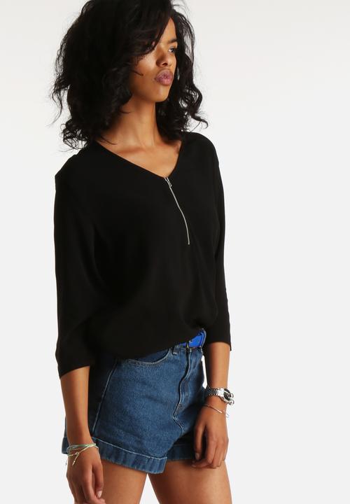Pieces - Riva V-Neck Top 