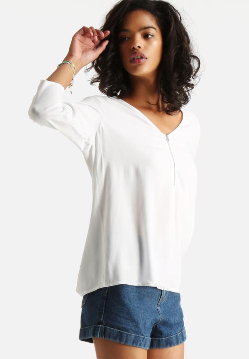 Pieces - Riva V-Neck Top