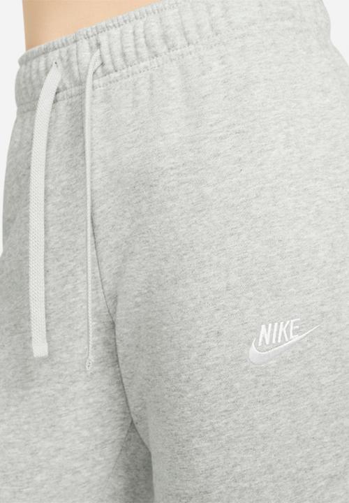 Nike - NSW Club Fleece Mid-Rise Slim Joggers