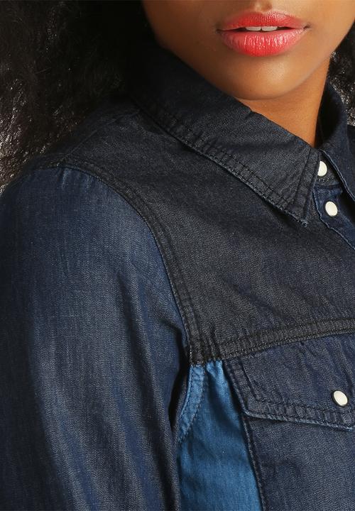 Vero Moda - Melissa Denim Patch Shirt