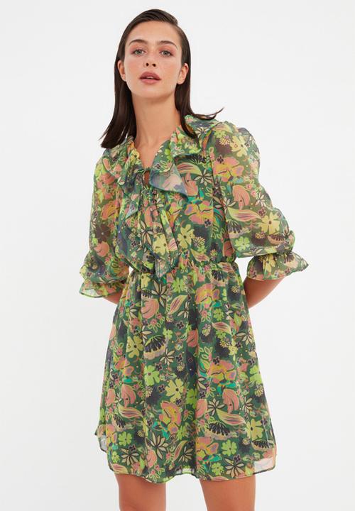 Trendyol - Floral ruffle detail dress - green