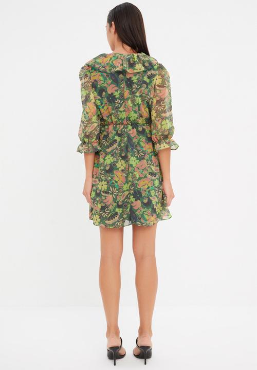 Trendyol - Floral ruffle detail dress - green