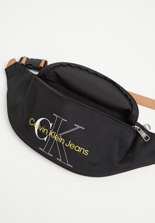 Calvin Klein - Sport essentials waistbag tt - black
