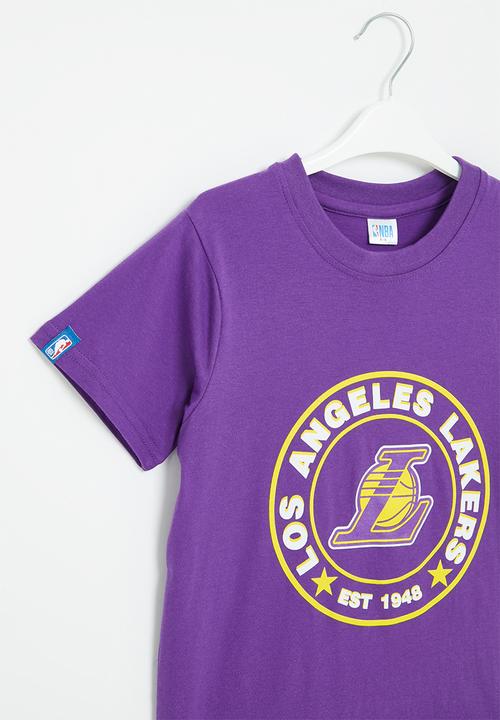 NBA - La lakers core badge print tee - purple