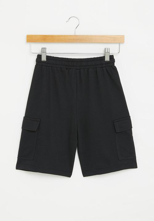 Superbalist - Fleece cargo shorts - black/grey