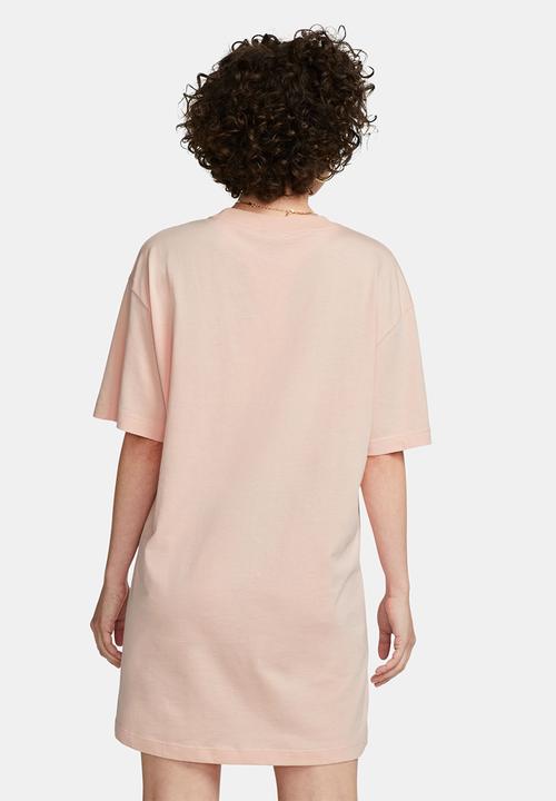 Nike - Nike Sportswear Essential Dress