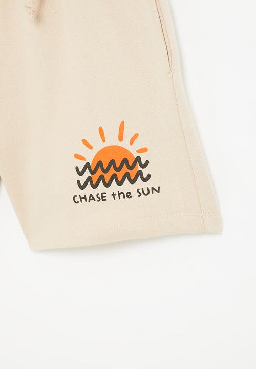 Superbalist - Printed sweat short - stone