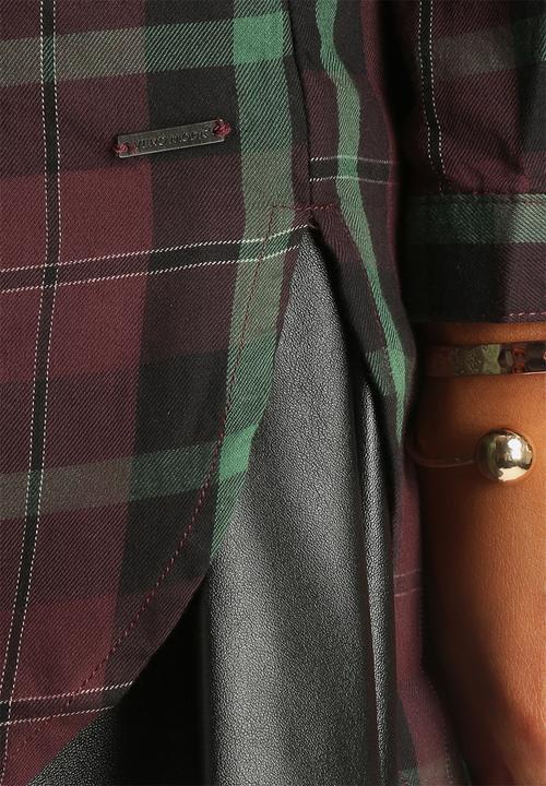 Vero Moda - Louie Long Shirt