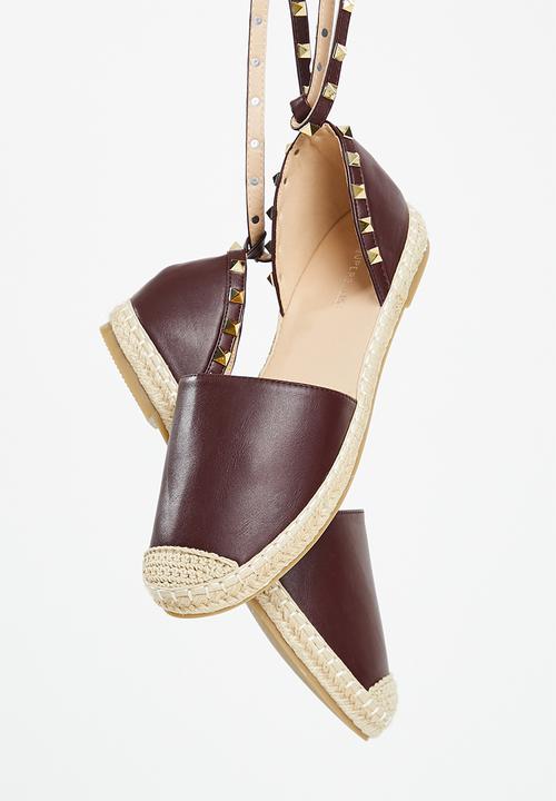 Superbalist - Closed toe espadrille - burgundy 