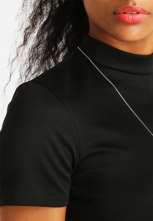 New Look - Kate High Neck Crop Tee