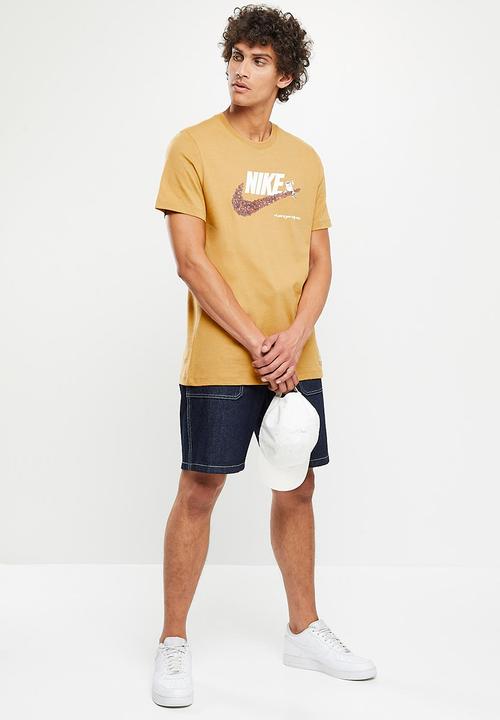 Nike - NSW coffee beans si t-shirt- elemental gold