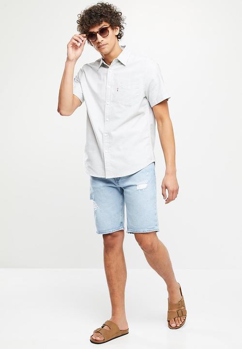 Levi’s® - 405 standard short - light blue