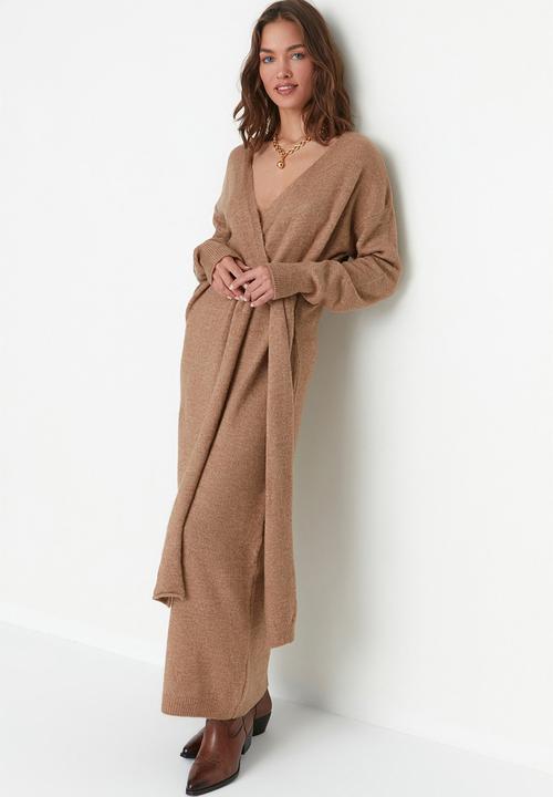 Trendyol - Wrap maxi knit dress - camel