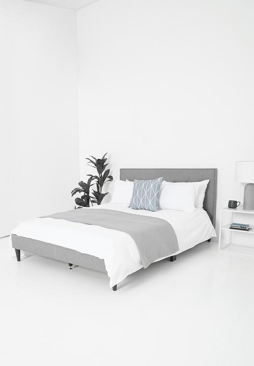 Sixth Floor - Madison bed - grey